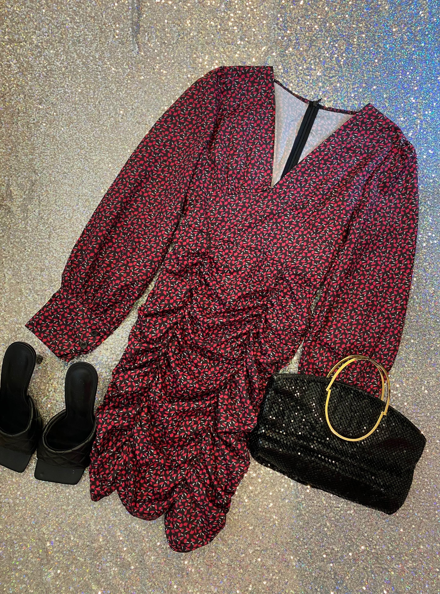 Vintage inspired long sleeve pink and black dress