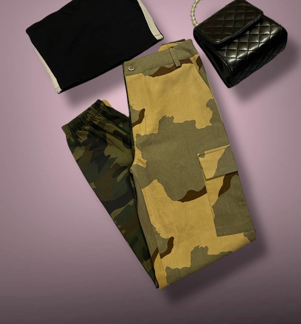 Camouflage two toned pants