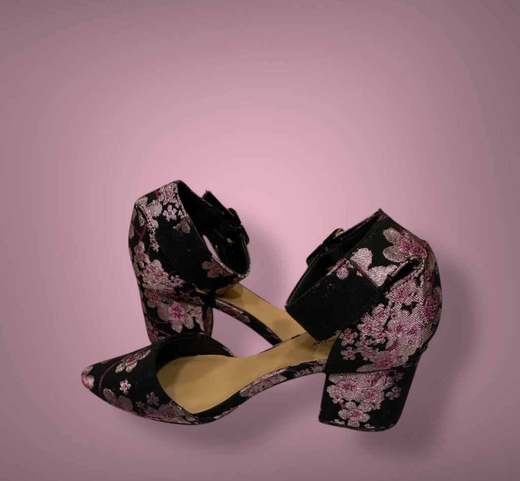 Floral pumps